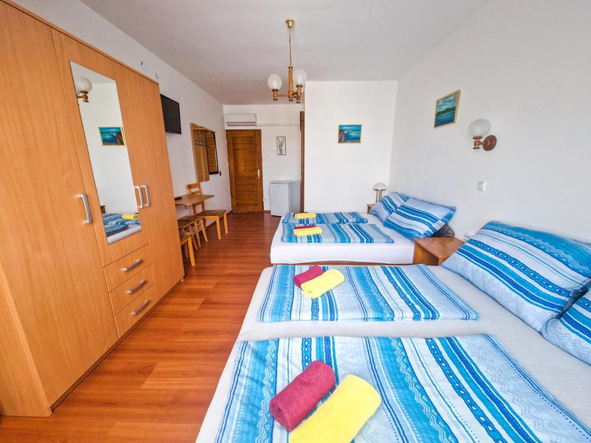 Weinberger Vendeghaz Hotel Zamárdi Exterior foto