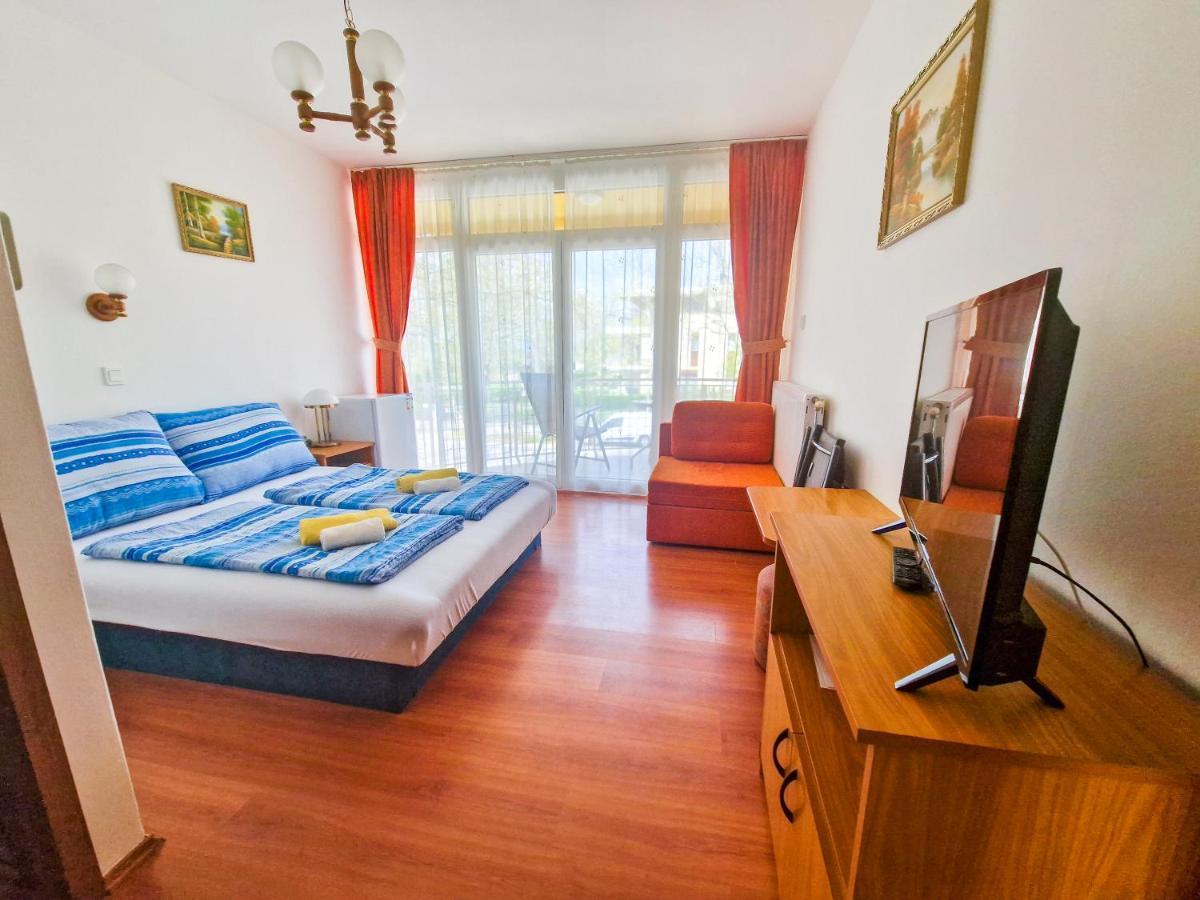 Weinberger Vendeghaz Hotel Zamárdi Exterior foto