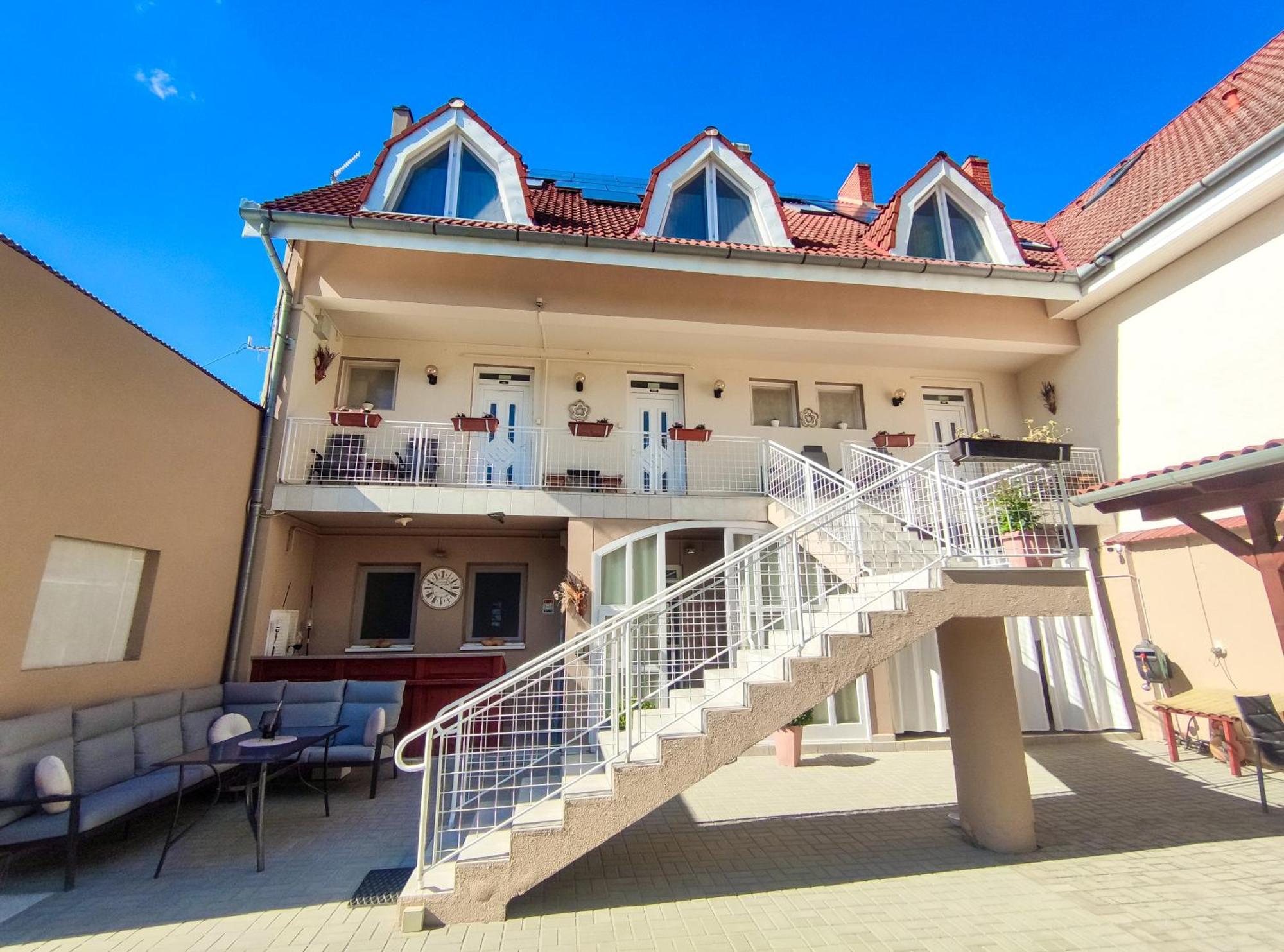 Weinberger Vendeghaz Hotel Zamárdi Exterior foto